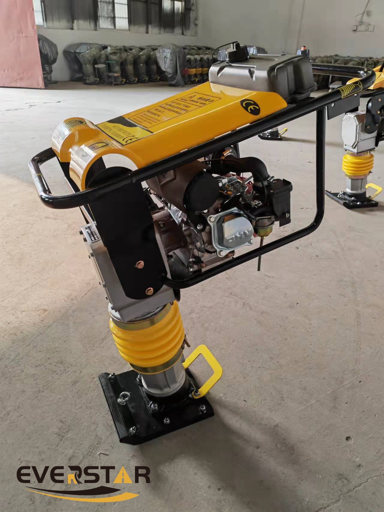 Diesel Engine Tamping Rammer Machine - Estraffic Pile Driver , Road ...